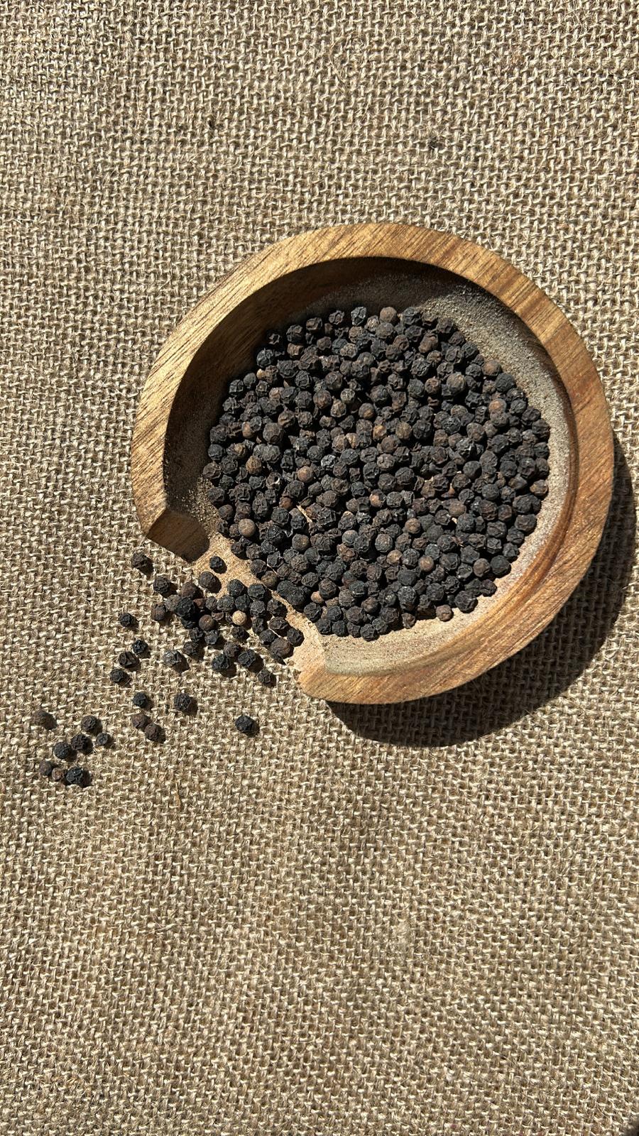 Poivre noir en grain